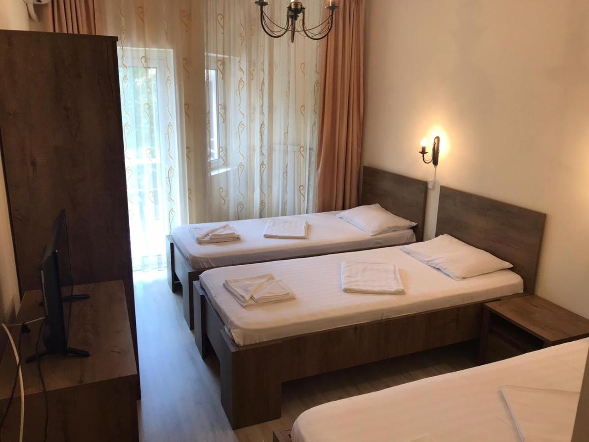 Pensiunea Paradis Băile Herculane Extérieur photo
