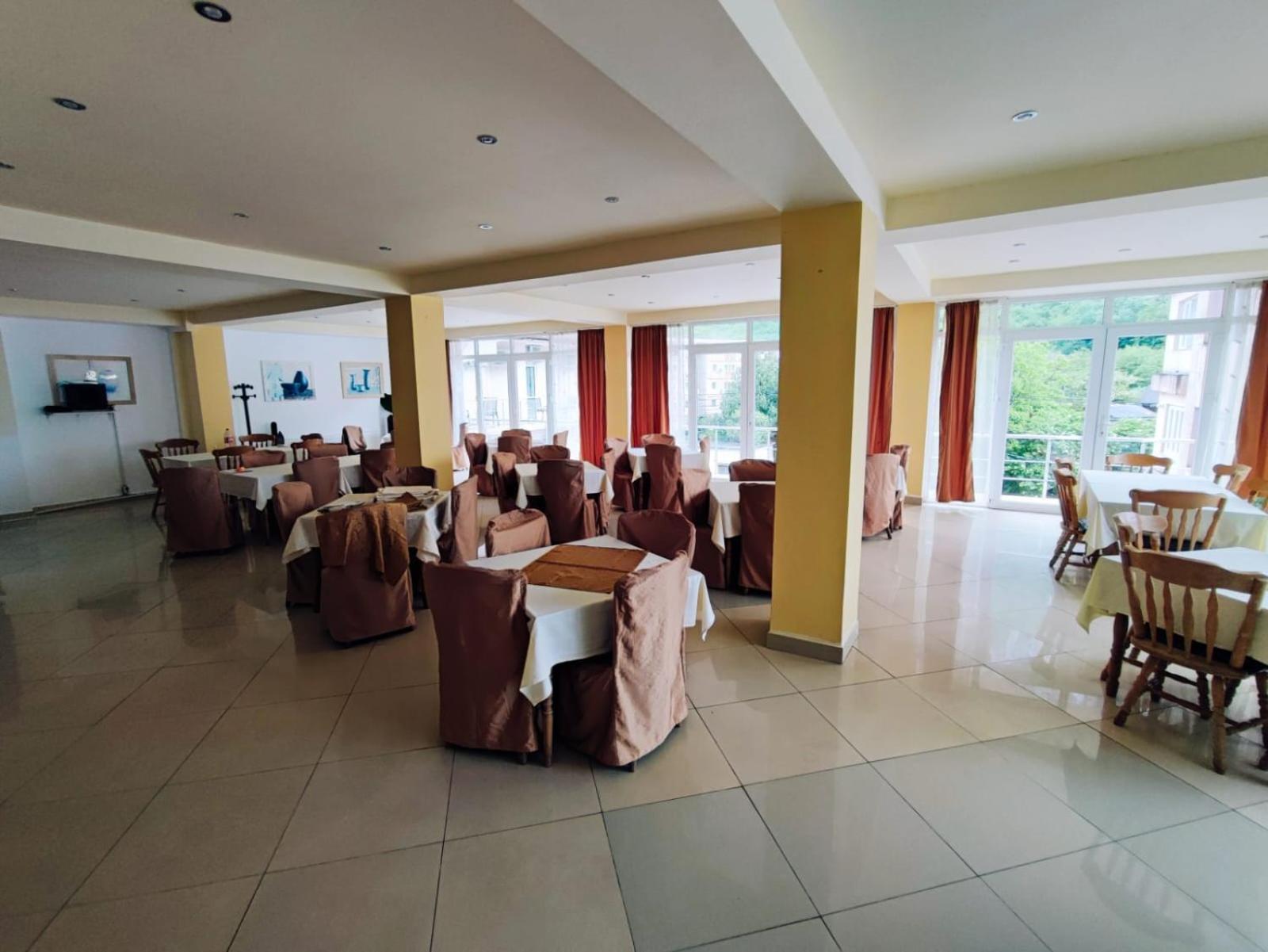 Pensiunea Paradis Băile Herculane Extérieur photo