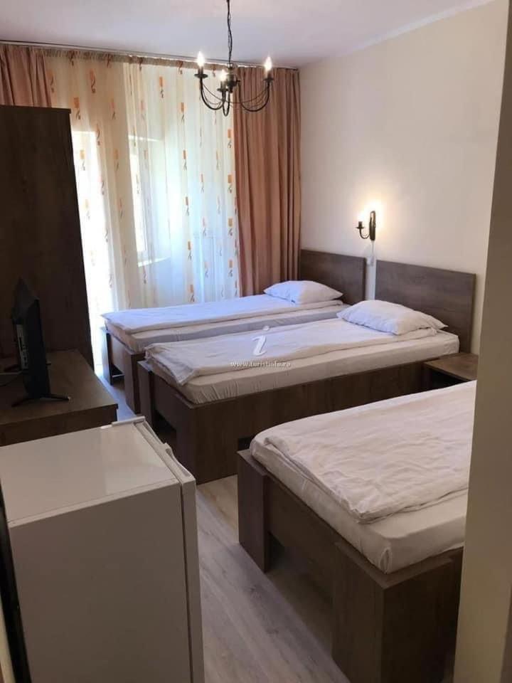 Pensiunea Paradis Băile Herculane Extérieur photo