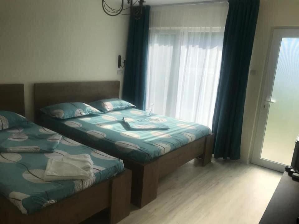 Pensiunea Paradis Băile Herculane Extérieur photo
